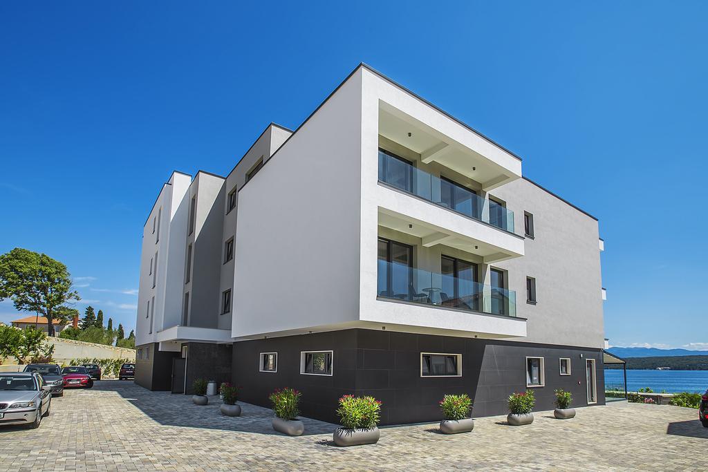 Hotel Villa Margaret Малинска Экстерьер фото