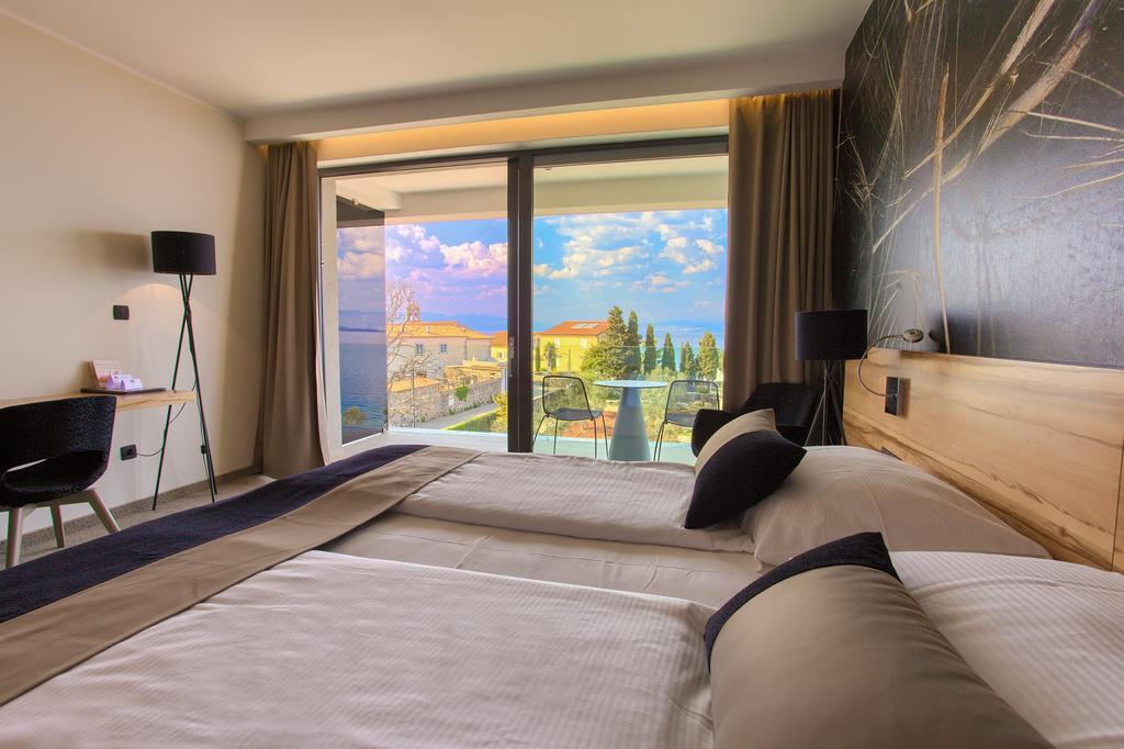Hotel Villa Margaret Малинска Экстерьер фото