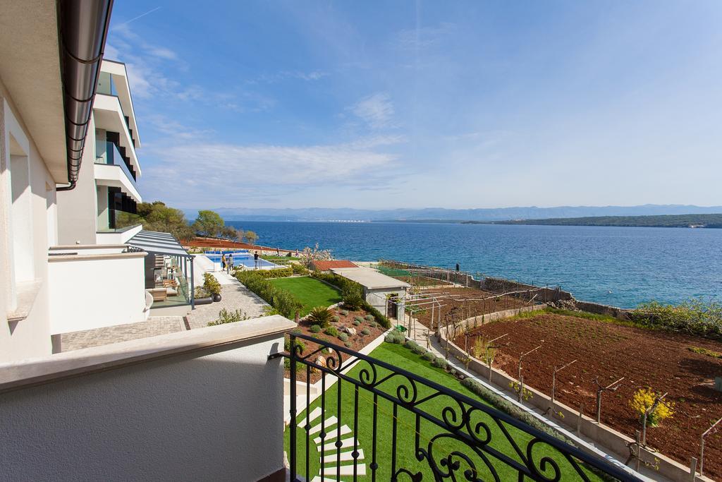 Hotel Villa Margaret Малинска Экстерьер фото