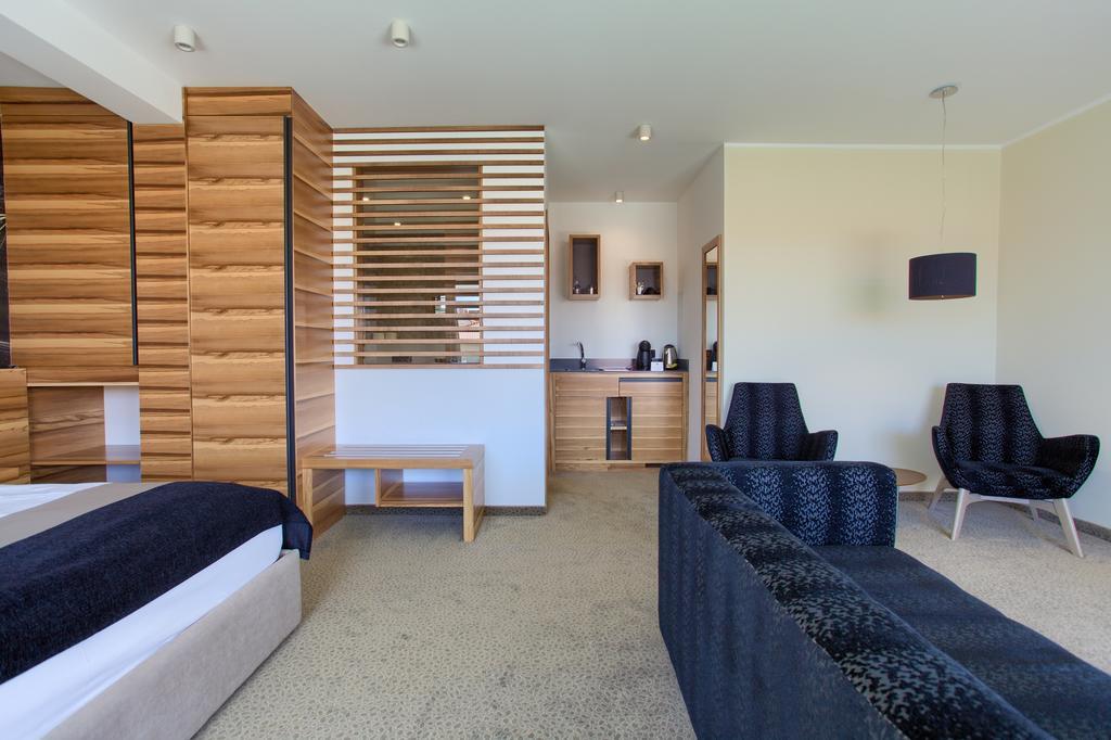 Hotel Villa Margaret Малинска Экстерьер фото