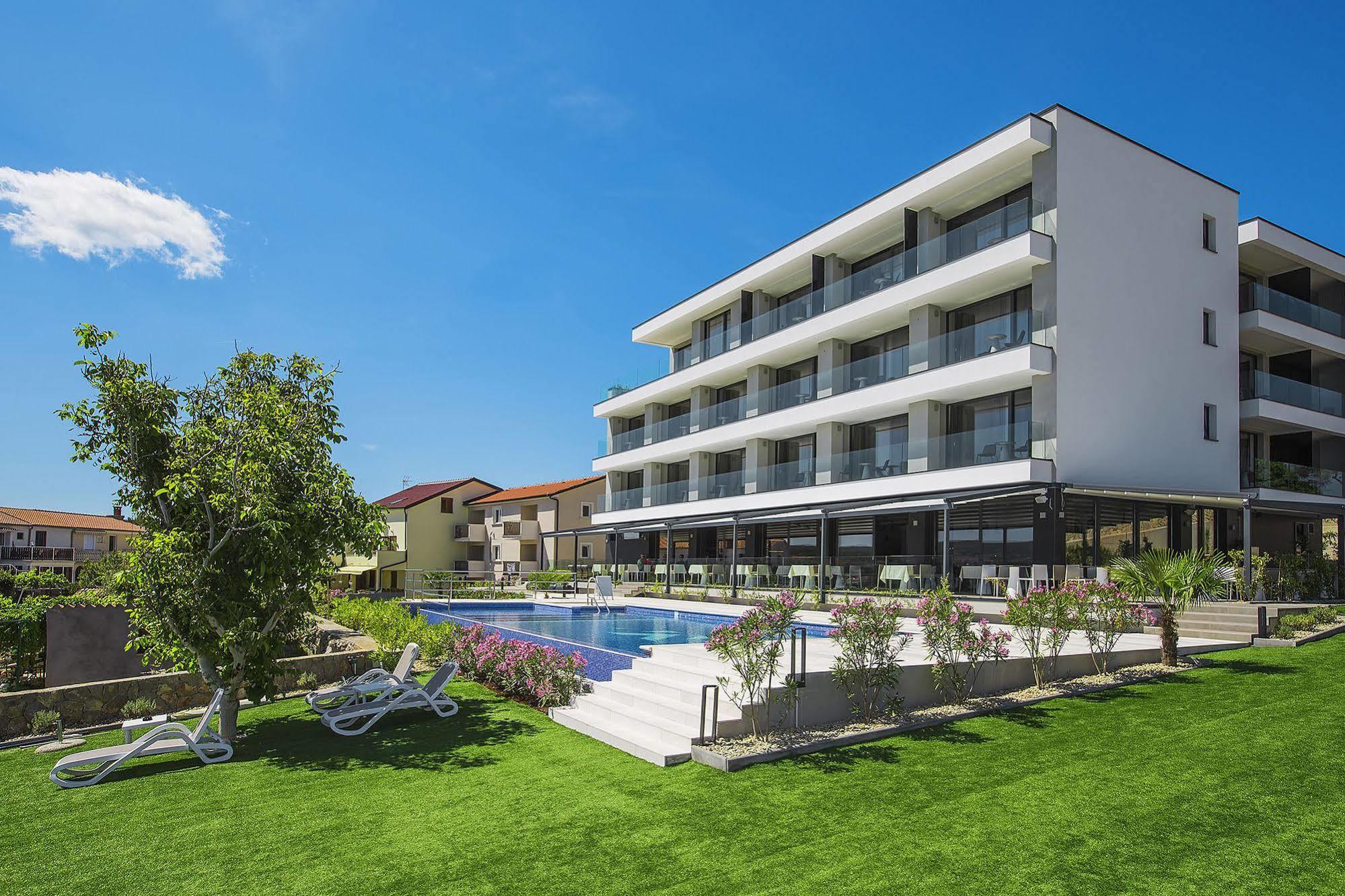 Hotel Villa Margaret Малинска Экстерьер фото